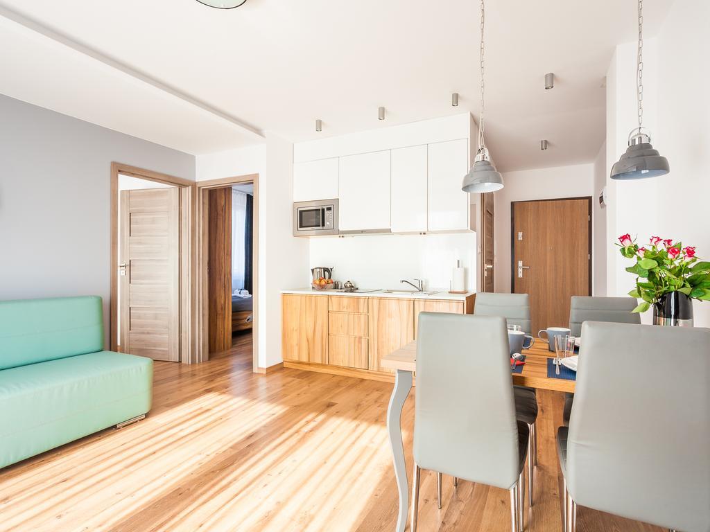 Marina Plaza Apartamenty Jastarnia Extérieur photo