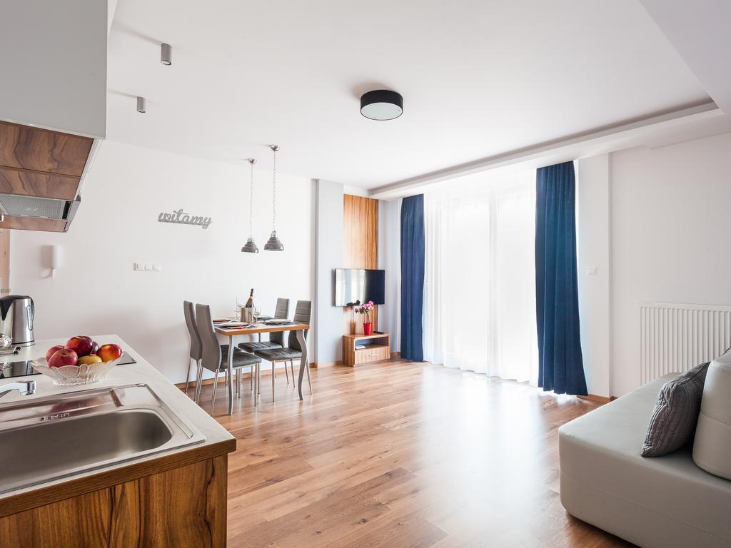 Marina Plaza Apartamenty Jastarnia Extérieur photo